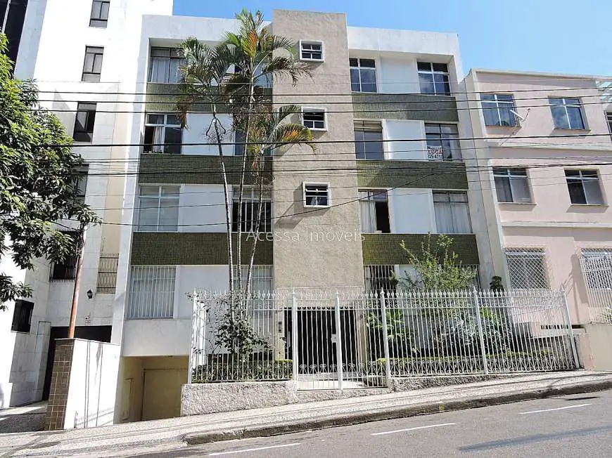 Apartamento com 3 Quartos para Alugar, 110 m² por R$ 1.200/Mês Rua Doutor João Penido Filho, 303 - Bom Pastor, Juiz de Fora - MG