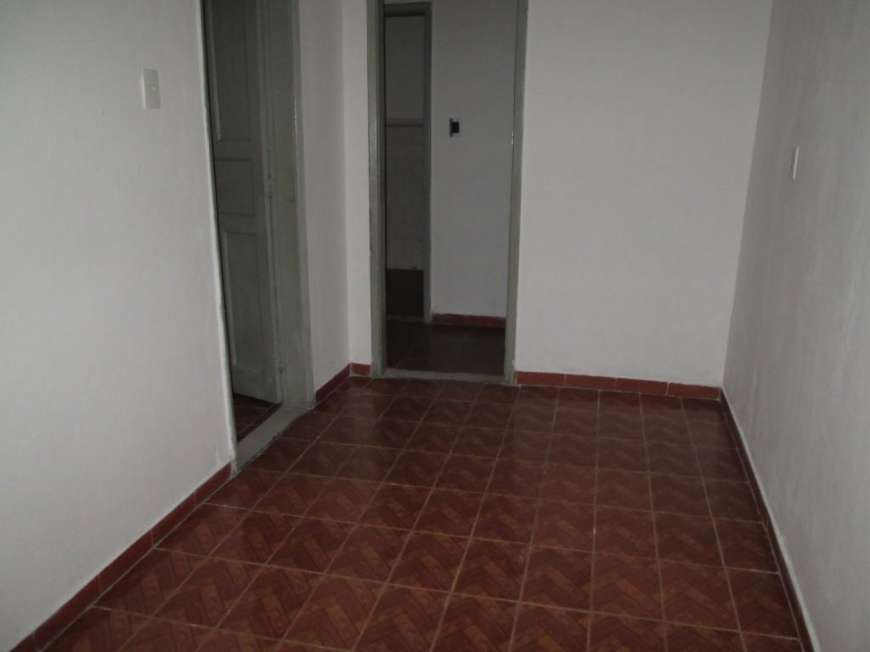 Casa com 1 Quarto para Alugar, 68 m² por R$ 850/Mês Rua Juruá - Piedade, Rio de Janeiro - RJ