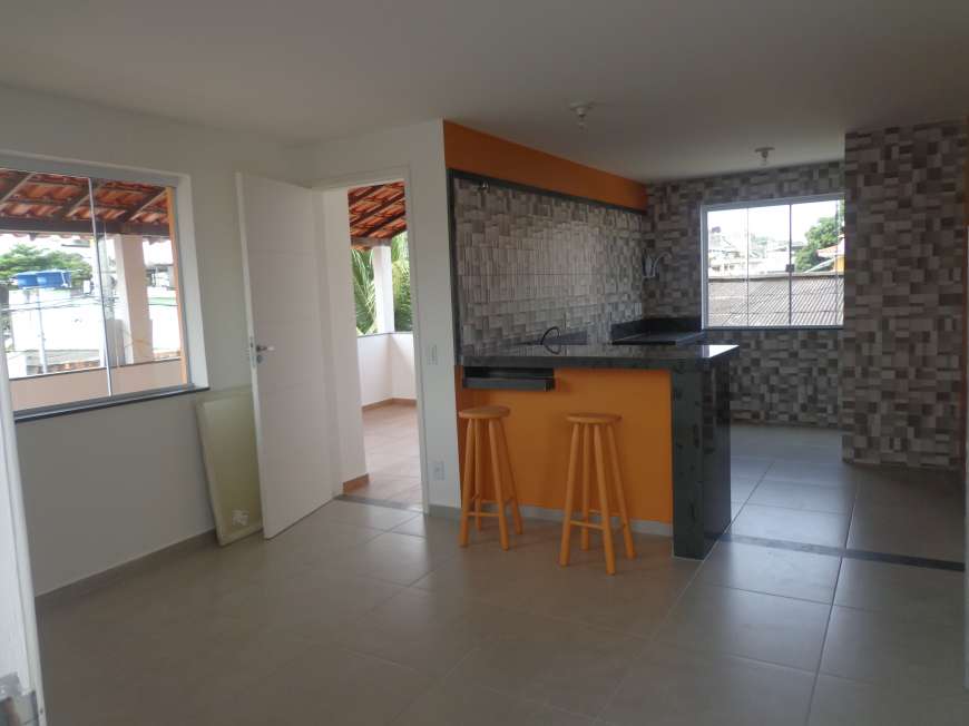 Casa com 2 Quartos para Alugar, 85 m² por R$ 1.200/Mês Rua Cirílo de Oliveira, 75 - Boaçu, São Gonçalo - RJ