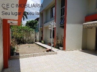 Casa com 4 Quartos à Venda, 450 m² por R$ 950.000 Aleixo, Manaus - AM