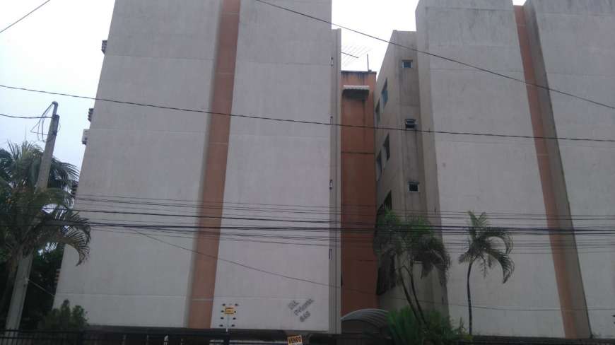 Apartamento com 4 Quartos à Venda, 107 m² por R$ 200.000 Rua Rui Barbosa, 849 - Janga, Paulista - PE