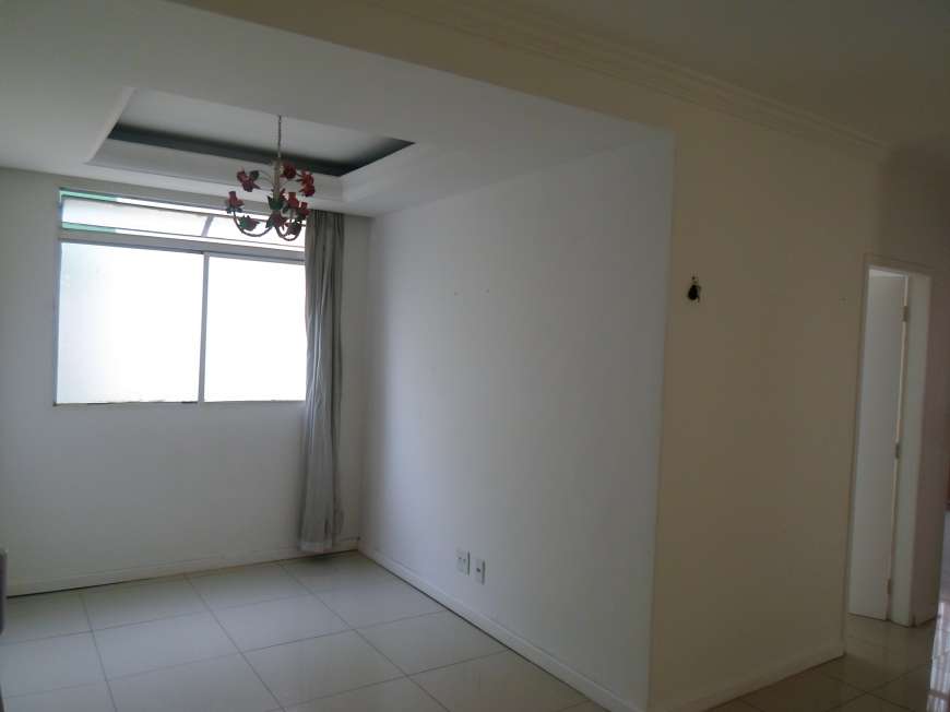 Apartamento com 3 Quartos para Alugar, 71 m² por R$ 1.000/Mês Jardim Montanhês, Belo Horizonte - MG