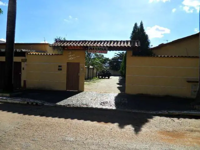 Casa com 2 Quartos para Alugar, 55 m² por R$ 820/Mês Rua Jaraguá, 191 - Setor Campinas, Goiânia - GO