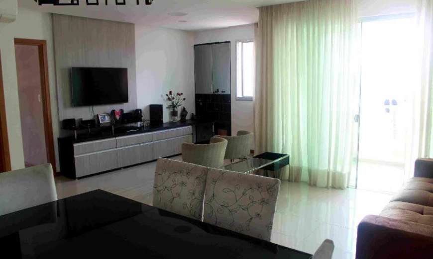 Apartamento com 3 Quartos à Venda, 131 m² por R$ 650.000 Avenida Maneca Marques - Parque Dez de Novembro, Manaus - AM