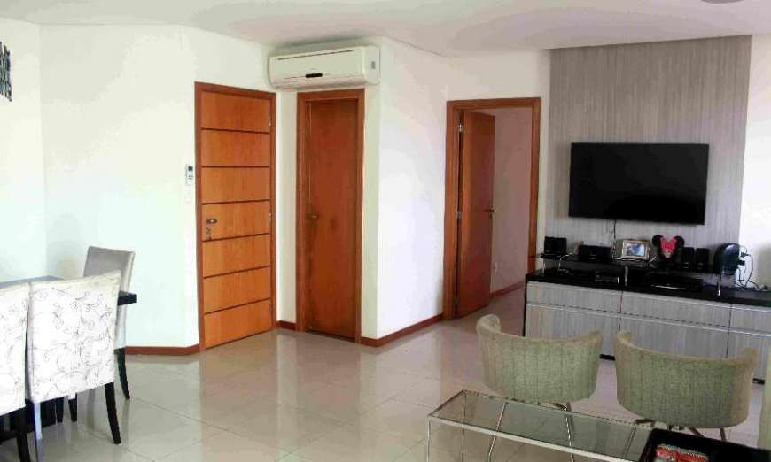 Apartamento com 3 Quartos à Venda, 131 m² por R$ 650.000 Avenida Maneca Marques - Parque Dez de Novembro, Manaus - AM