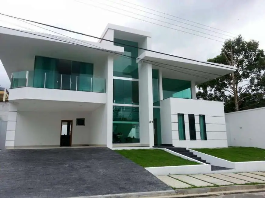 Casa com 4 Quartos à Venda, 450 m² por R$ 1.800.000 Avenida Coronel Teixeira, 6890 - Ponta Negra, Manaus - AM