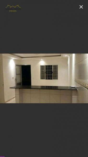 Casa com 2 Quartos para Alugar, 246 m² por R$ 1.300/Mês Vila Augusta, Guarulhos - SP