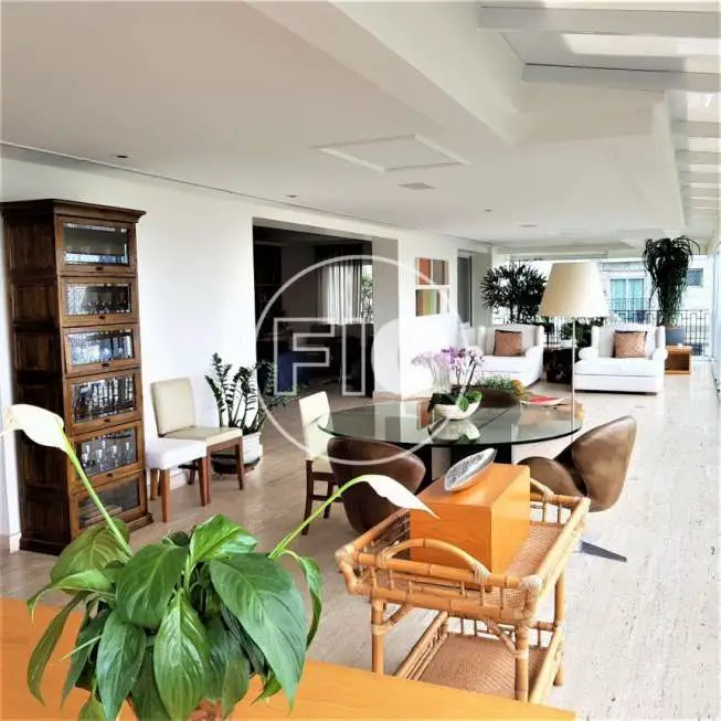 Apartamento com 4 Quartos à Venda, 440 m² por R$ 13.200.000 Rua Armando Petrella, 431 - Cidade Jardim, São Paulo - SP