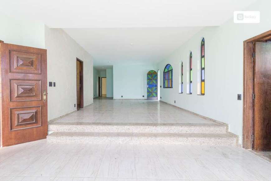 Casa com 4 Quartos para Alugar, 721 m² por R$ 6.000/Mês Rua Farmacêutico Raul Machado, 618 - Candelaria, Belo Horizonte - MG