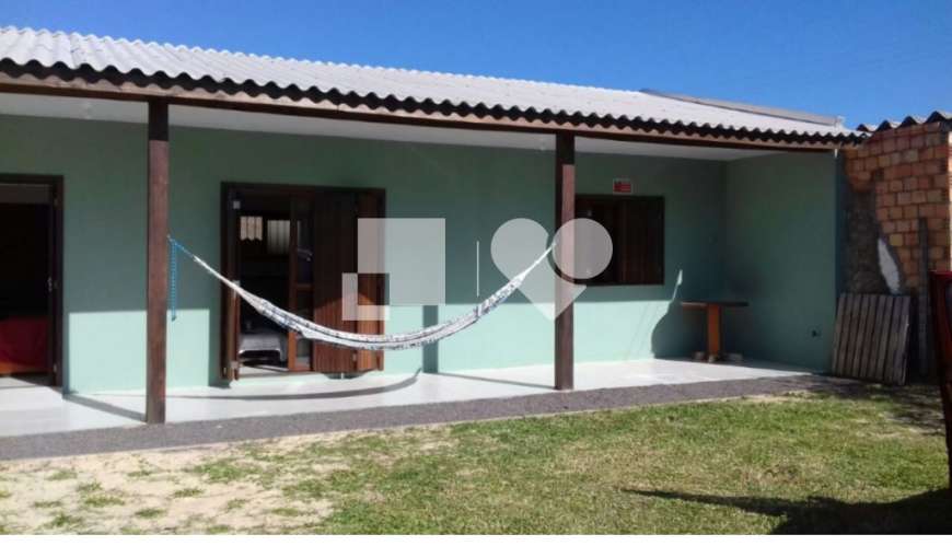 Casa com 2 Quartos à Venda, 106 m² por R$ 170.000 Rua Aparício Brandino de Oliveira - Centro, Cidreira - RS
