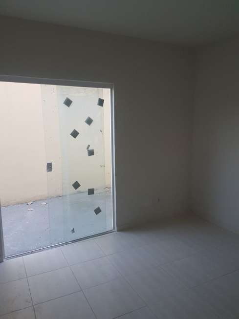 Casa de Condomínio com 2 Quartos para Alugar, 50 m² por R$ 900/Mês Rua Albina Machado Sampaio, 6 - Recanto do Sol, São Pedro da Aldeia - RJ