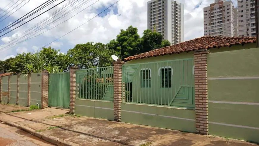 Casa com 3 Quartos à Venda, 270 m² por R$ 439.998 Goiabeiras, Cuiabá - MT
