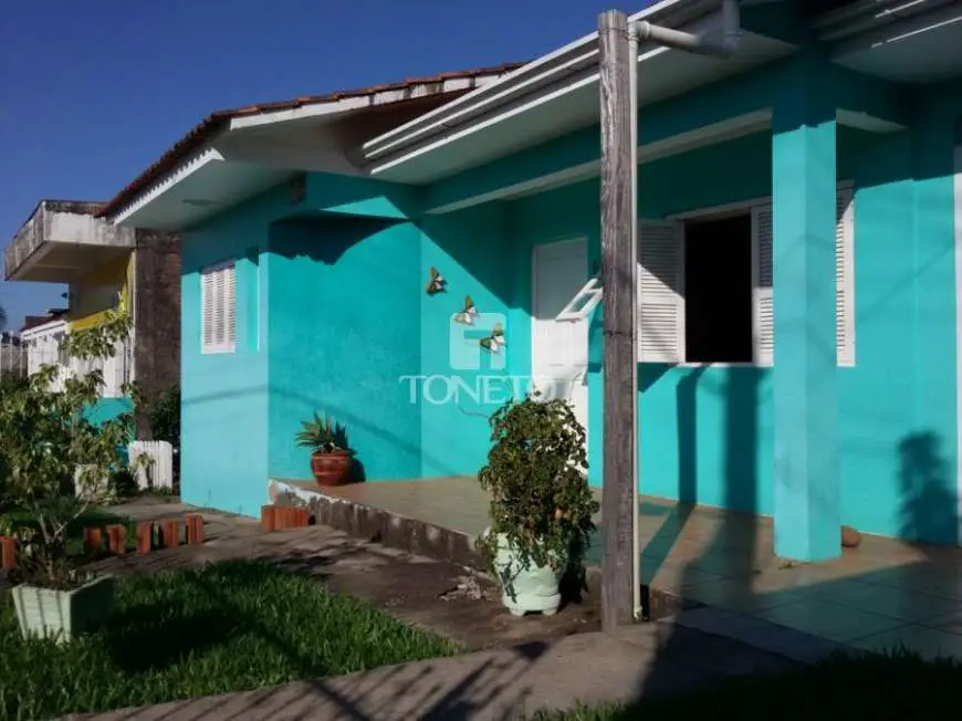 Casa com 3 Quartos à Venda, 110 m² por R$ 415.000 Camobi, Santa Maria - RS