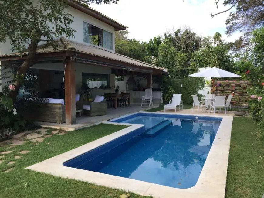 Casa com 5 Quartos para Alugar, 350 m² por R$ 1.600/Dia Guarajuba, 00 - Guarajuba, Camaçari - BA