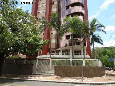 Apartamento com 4 Quartos para Alugar, 230 m² por R$ 3.500/Mês Cambuí, Campinas - SP