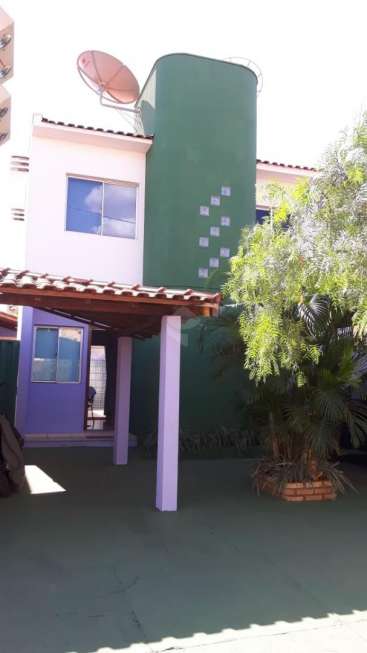 Casa de Condomínio com 3 Quartos à Venda, 108 m² por R$ 389.995 Rua Interna - Novo Paraíso, Cuiabá - MT