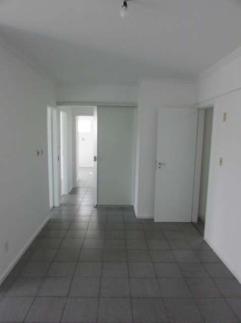 Apartamento com 3 Quartos para Alugar, 118 m² por R$ 1.300/Mês Jardins, Aracaju - SE