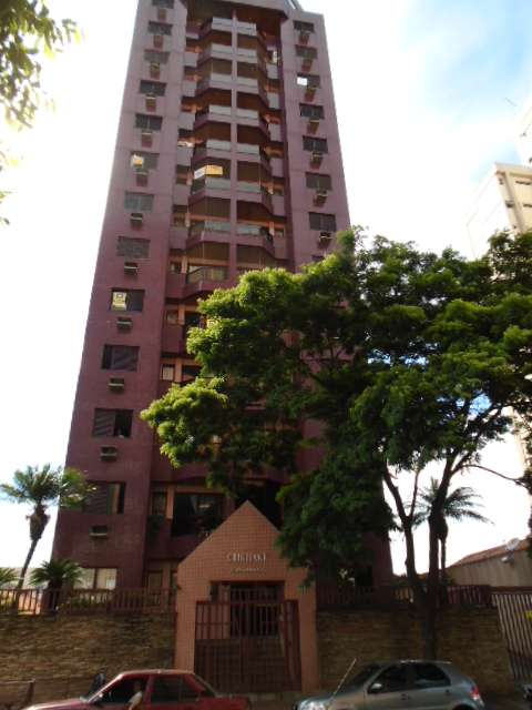 Apartamento com 1 Quarto à Venda, 52 m² por R$ 260.000 Avenida Cesário Alvim, 160 - Centro, Uberlândia - MG