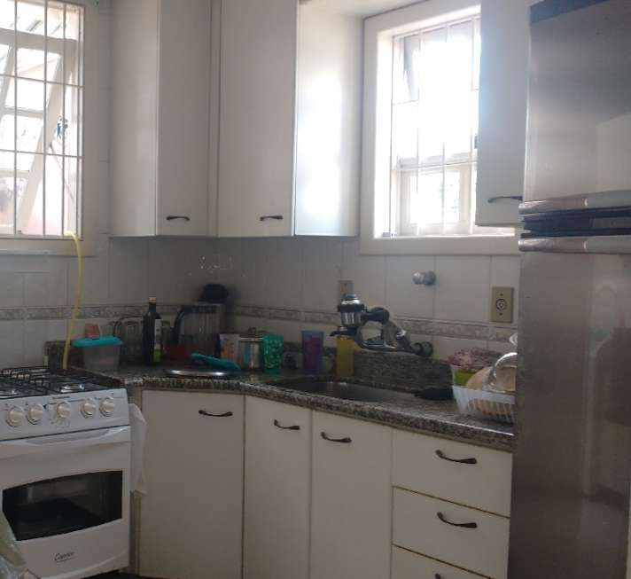 Casa com 2 Quartos para Alugar, 90 m² por R$ 2.200/Mês Avenida Nilo Ruschel, 601 - Protásio Alves, Porto Alegre - RS