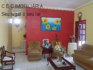 Casa com 7 Quartos à Venda, 280 m² por R$ 850.000 Centro, Manaus - AM