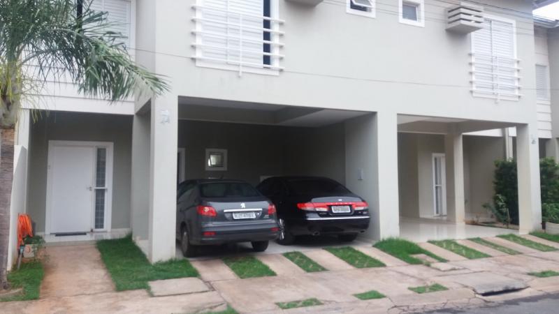 Casa com 4 Quartos à Venda, 170 m² por R$ 650.000 Jardim Primavera, Cuiabá - MT
