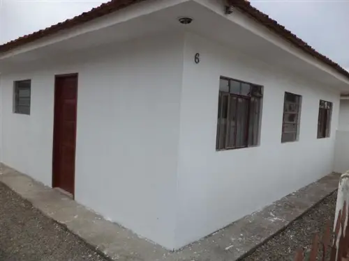Casa com 3 Quartos para Alugar, 60 m² por R$ 750/Mês Alto Boqueirão, Curitiba - PR