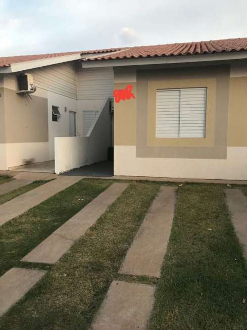 Casa com 2 Quartos à Venda, 40 m² por R$ 180.000 Avenida das Palmeiras, 303 - Jardim Imperial, Cuiabá - MT