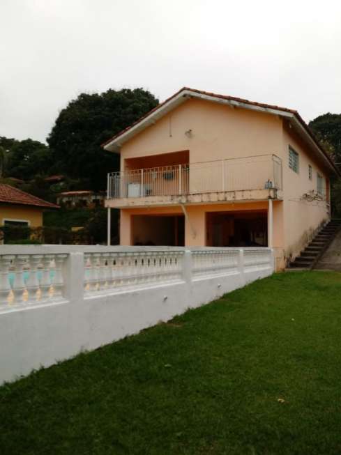 Chácara com 2 Quartos à Venda, 800 m² por R$ 370.000 Rua São Joaquim, 118 - Santa Isabel - SP