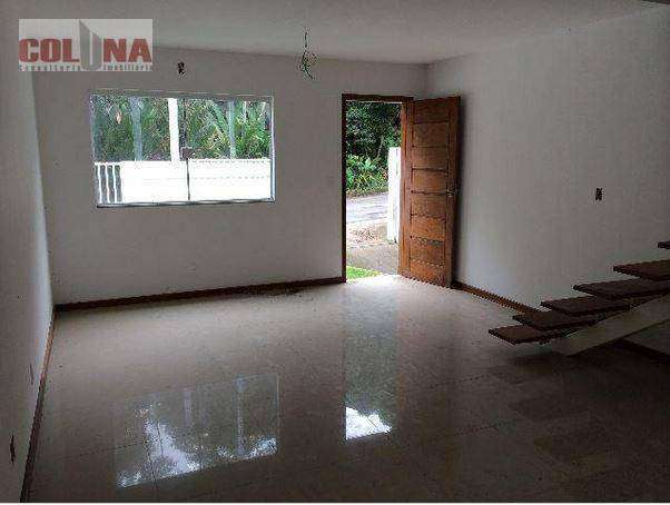 Casa com 4 Quartos à Venda, 210 m² por R$ 580.000 Avenida Nelson de Oliveira e Silva - Vila Progresso, Niterói - RJ