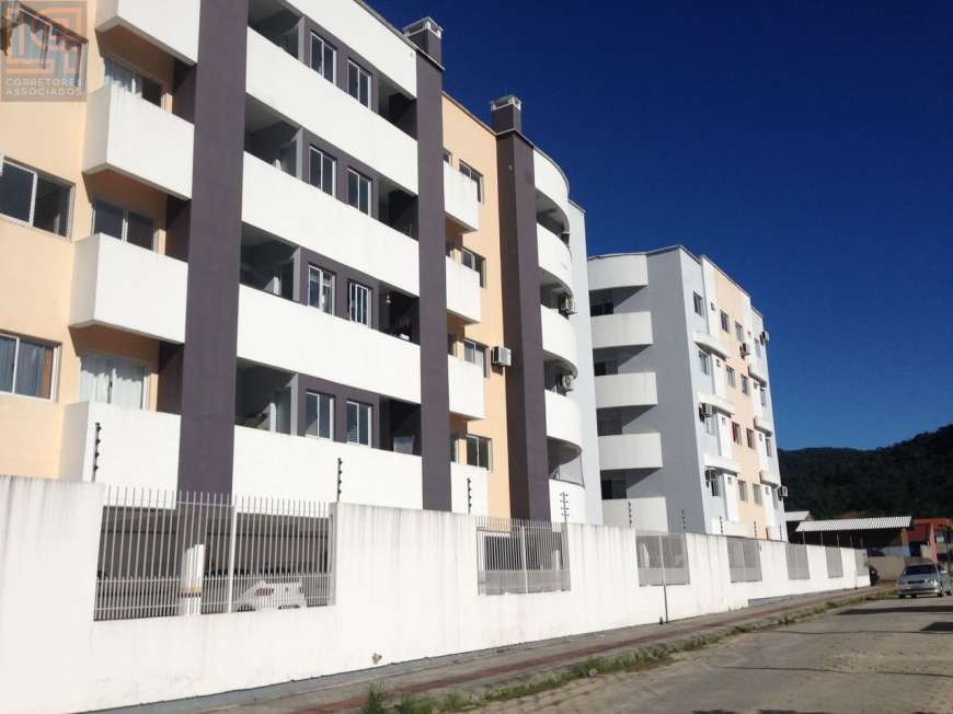 Apartamento com 2 Quartos à Venda, 59 m² por R$ 129.000 Rua Arcendino dos Santos, 340 - São Sebastião, Palhoça - SC
