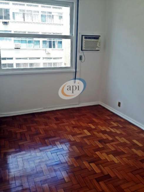 Apartamento com 1 Quarto à Venda, 49 m² por R$ 500.000 Avenida Prado Júnior - Copacabana, Rio de Janeiro - RJ