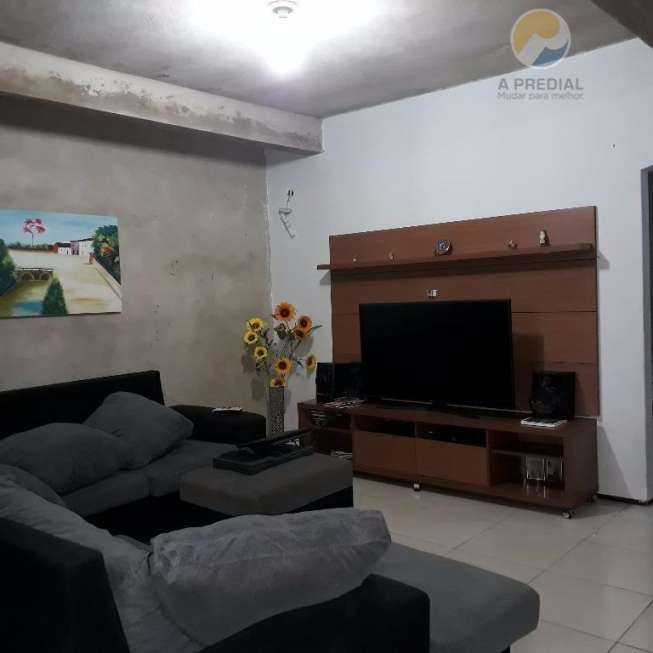Casa com 4 Quartos à Venda, 176 m² por R$ 500.000 Rua Mirtes Rocha - Parangaba, Fortaleza - CE