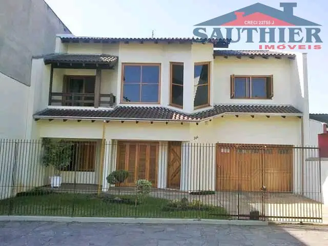 Casa com 3 Quartos para Alugar, 120 m² por R$ 4.450/Mês Centro, Esteio - RS