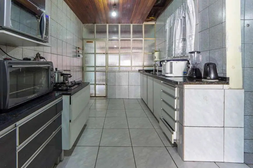 Casa com 3 Quartos à Venda, 122 m² por R$ 300.000 Riacho Fundo, Riacho Fundo - DF