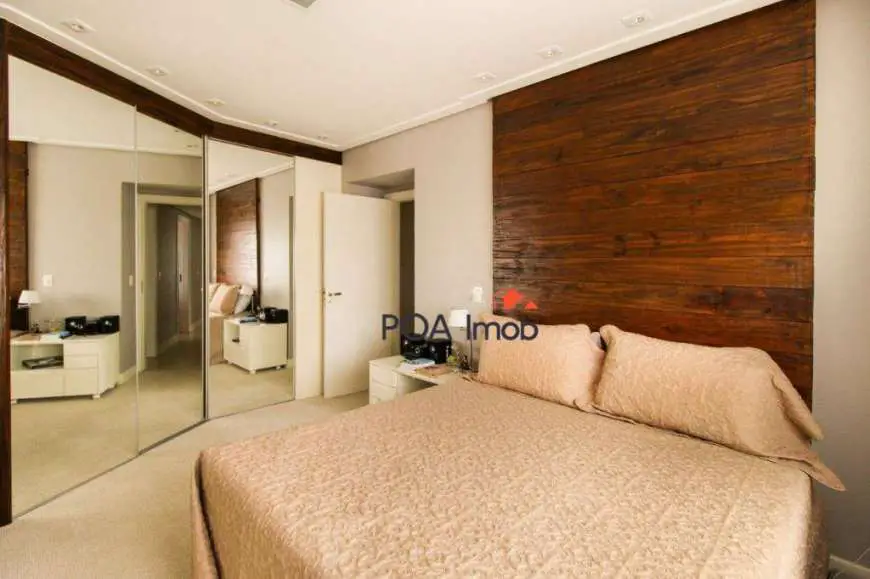 Apartamento com 3 Quartos para Alugar, 137 m² por R$ 5.000/Mês Rua Coronel Bordini, 1471 - Auxiliadora, Porto Alegre - RS