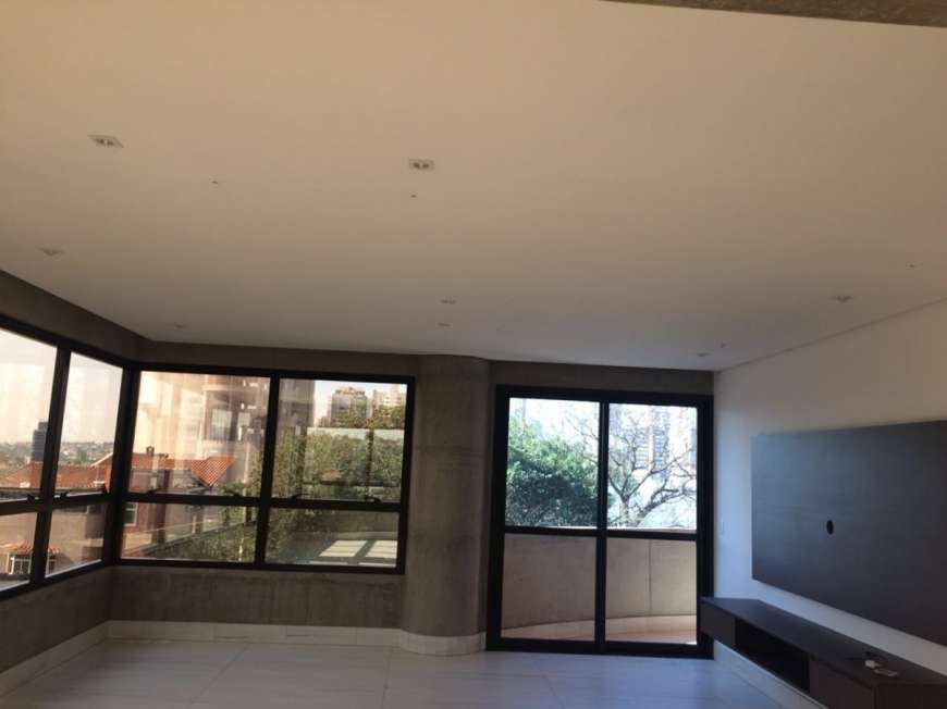 Apartamento com 4 Quartos para Alugar, 195 m² por R$ 7.500/Mês Rua das Nogueiras - Jardim, Santo André - SP