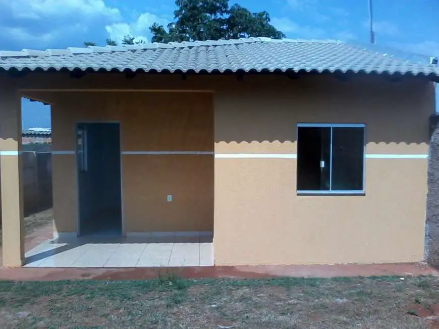 Casa com 2 Quartos à Venda, 100 m² por R$ 145.000 DF-440 - Sobradinho, Sobradinho - DF