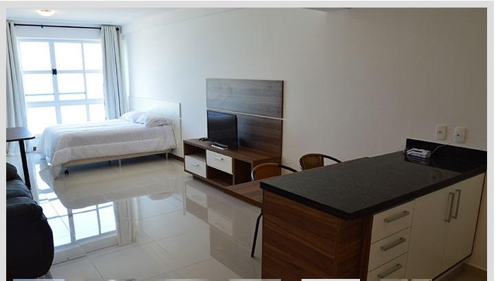 Flat com 1 Quarto para Alugar, 40 m² por R$ 1.000/Mês Rua Oito de Março, 26 - Praia Campista, Macaé - RJ