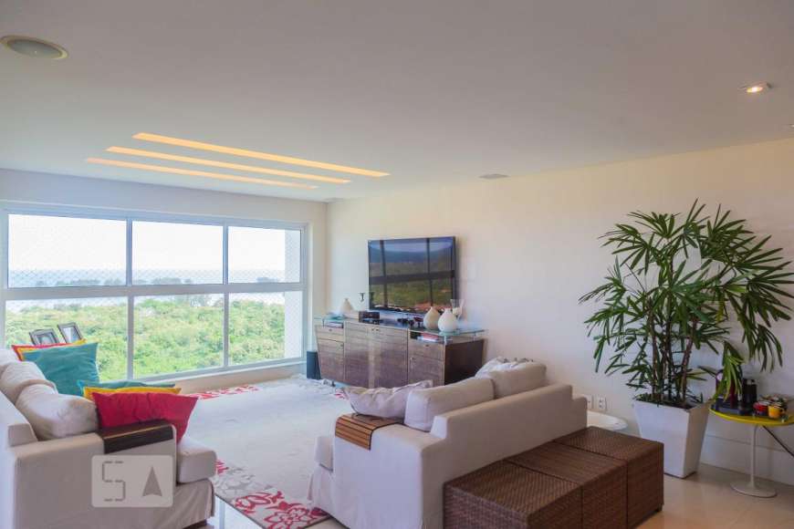 Apartamento com 4 Quartos para Alugar, 252 m² por R$ 12.500/Mês Avenida Malibu, 45 - Barra da Tijuca, Rio de Janeiro - RJ