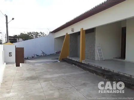 Casa com 4 Quartos para Alugar, 350 m² por R$ 1.500/Mês Candelária, Natal - RN