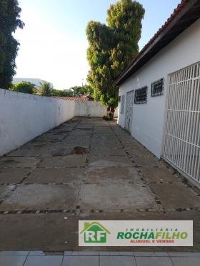 Casa com 4 Quartos à Venda, 238 m² por R$ 650.000 Rua Assis Veloso - Morada do Sol, Teresina - PI
