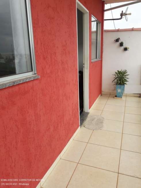 Apartamento com 2 Quartos à Venda, 46 m² por R$ 130.000 Colina Verde, Pouso Alegre - MG