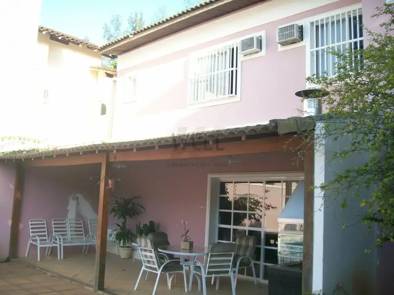 Casa com 4 Quartos para Alugar, 385 m² por R$ 13.000/Mês Barra da Tijuca, Rio de Janeiro - RJ