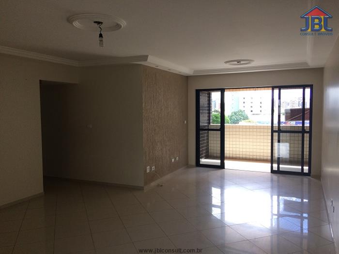 Apartamento com 3 Quartos à Venda, 133 m² por R$ 550.000 Ponta Verde, Maceió - AL