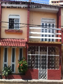 Casa com 3 Quartos à Venda, 184 m² por R$ 370.000 Parque Dez de Novembro, Manaus - AM
