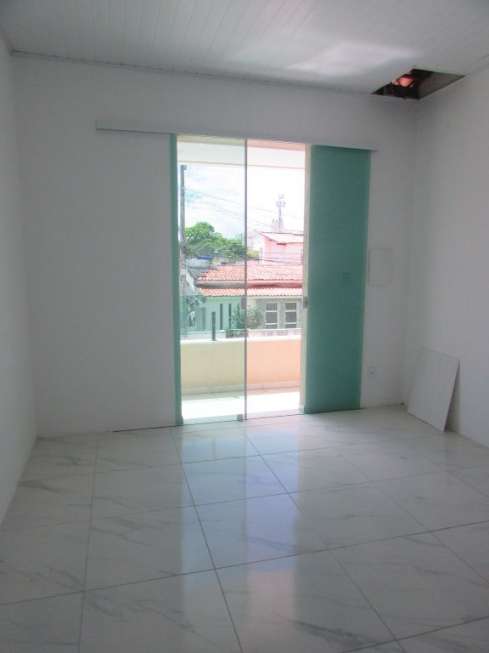Casa com 3 Quartos para Alugar, 94 m² por R$ 1.100/Mês Luzia, Aracaju - SE