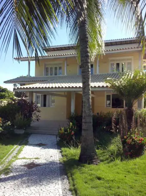 Casa de Condomínio com 3 Quartos para Alugar, 300 m² por R$ 5.000/Mês Vilas do Atlantico, Lauro de Freitas - BA