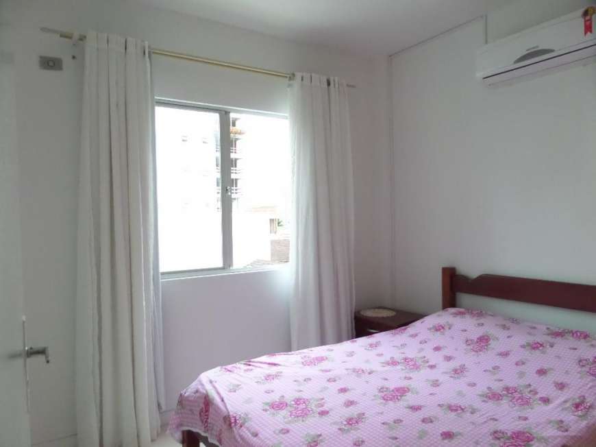 Apartamento com 1 Quarto para Alugar, 35 m² por R$ 400/Dia Rua 296, 298 - Meia Praia, Itapema - SC