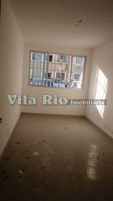 Apartamento com 1 Quarto para Alugar, 51 m² por R$ 900/Mês Avenida Brasil - Parada de Lucas, Rio de Janeiro - RJ