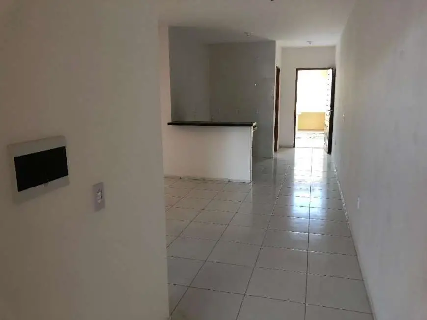 Casa com 2 Quartos à Venda, 80 m² por R$ 139.000 Rua José Matias de Morais - Gereraú, Itaitinga - CE